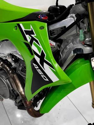 KAWASAKI KX450 